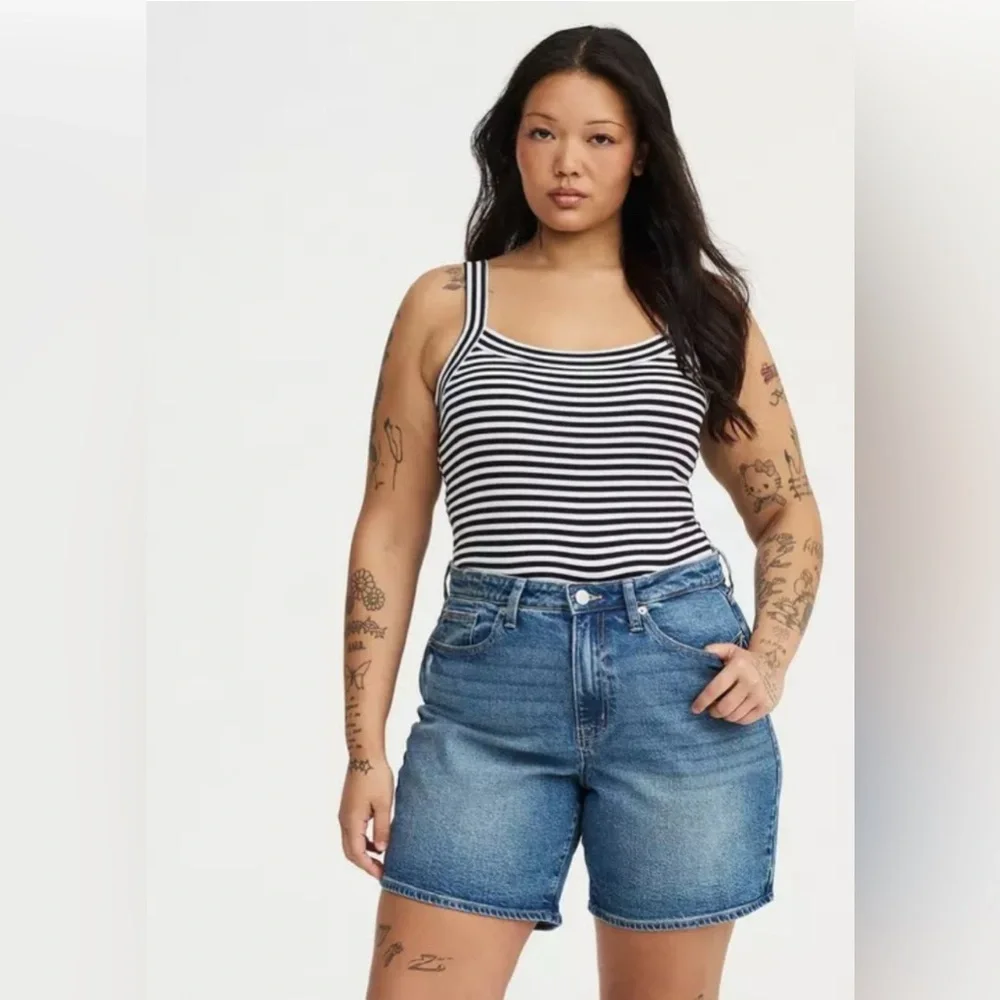 Torrid 7'' High-Rise Dad Denim Short